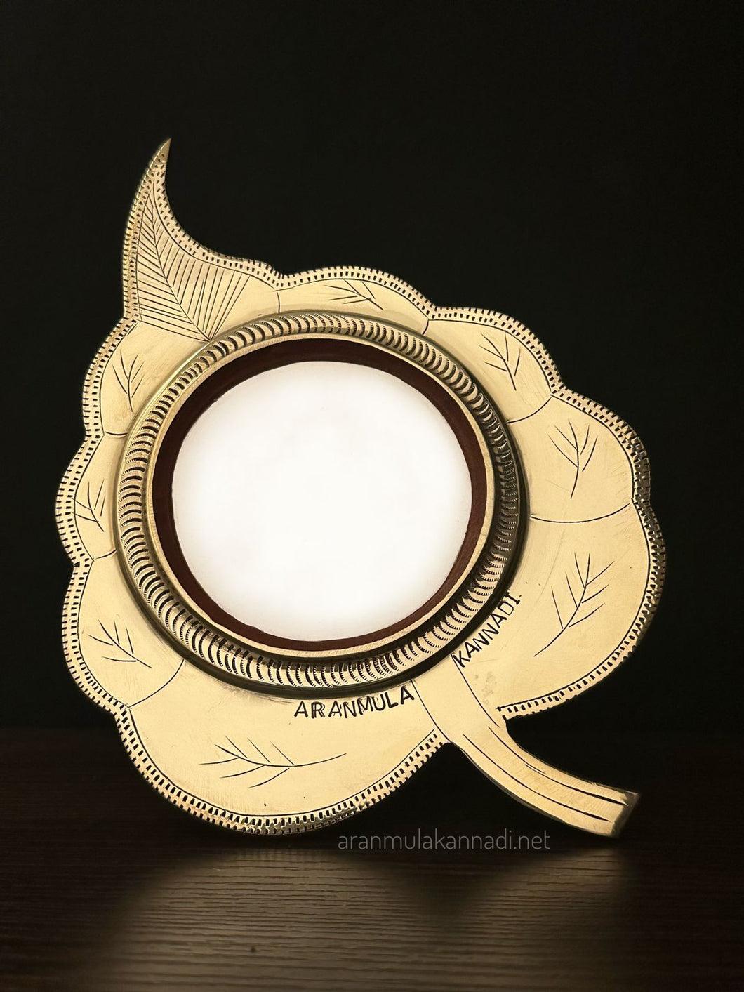 Aranmula Kannadi AM22103