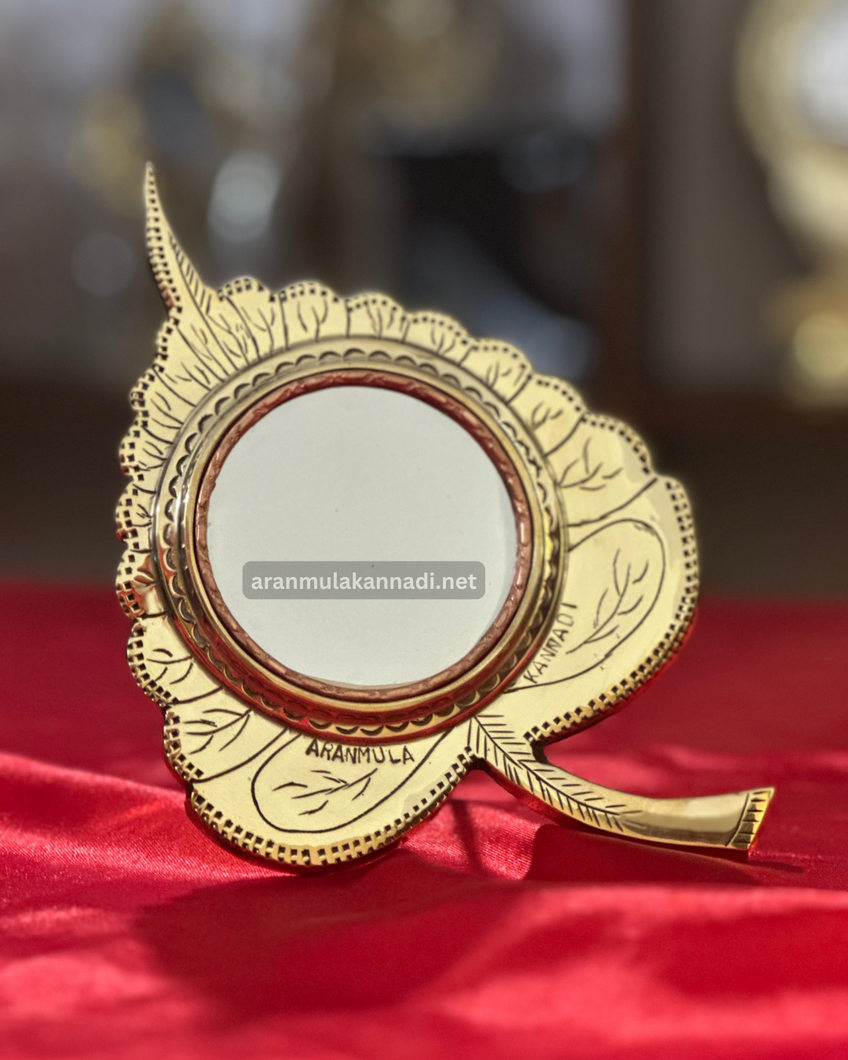 Aranmula Kannadi AM22409MR