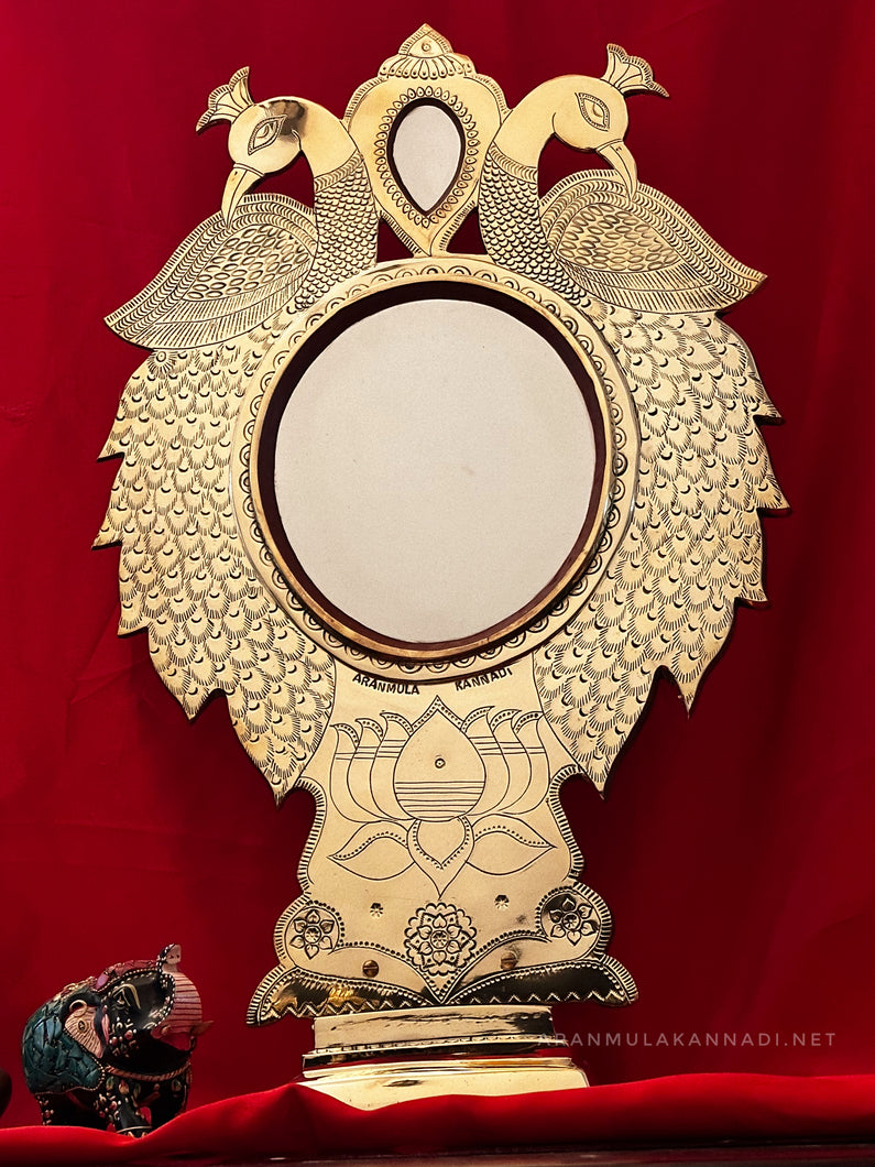 Aranmula Kannadi AM31356